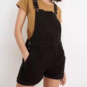 Madewell Adirondack Overall Shorts Black Size M